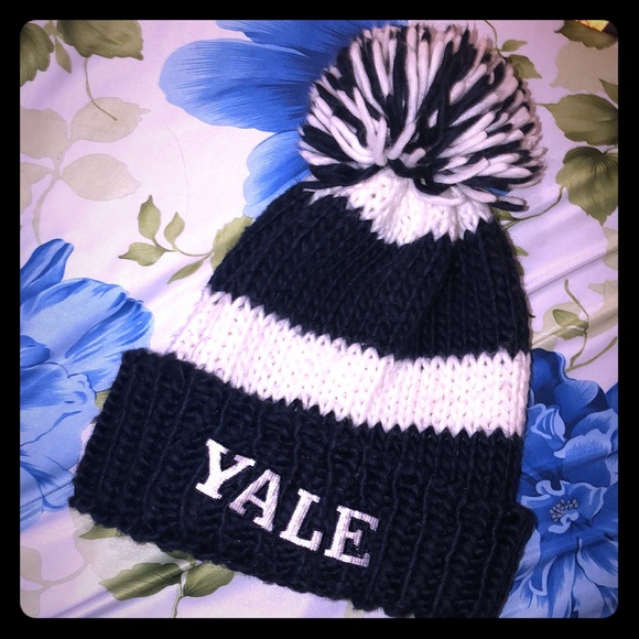 Yale School Navy And White Fluffy Pom 